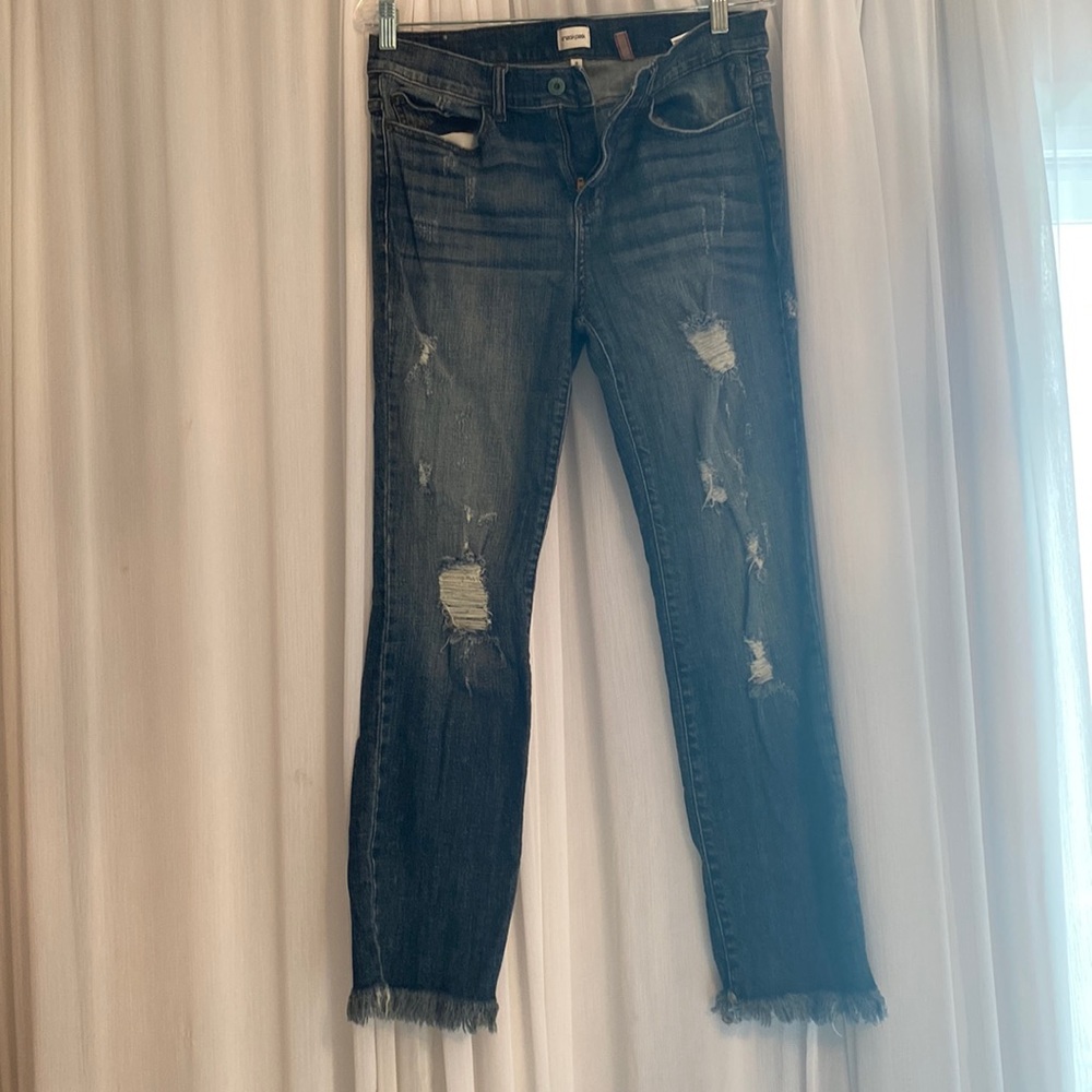 Women’s jeans sneak peek size 11